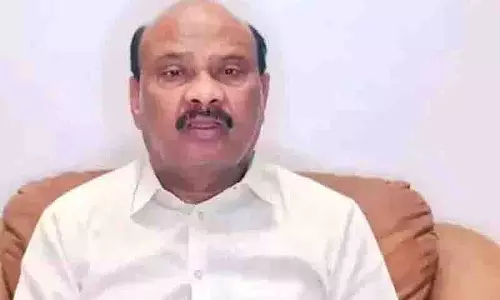 AP स्पीकर्स ने 11 मिनट के सेशन में YCP मेंबर्स पर निशाना साधा AP स्पीकर्स ने 11 मिनट के सेशन में YCP मेंबर्स पर निशाना साधा