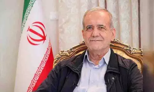 Iran के राष्ट्रपति ने क्रांति की सालगिरह पर कार्रवाई के लिए माफ़ी मांगी