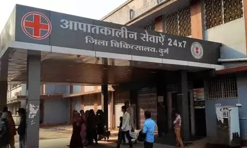 प्रसव कराने में डॉक्टर की लापरवाही, नवजात की मौत प्रसव कराने में डॉक्टर की लापरवाही, नवजात की मौत