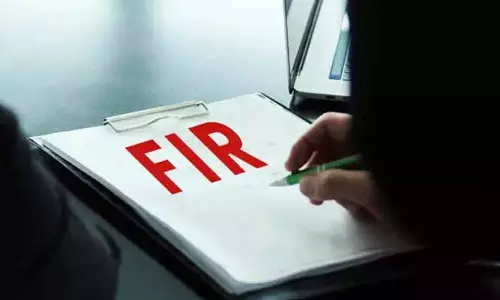 पुलिस ने नरवाल इलाके में स्पा सेंटर में गैर-कानूनी गतिविधियों का भंडाफोड़ किया, FIR दर्ज की गई