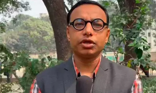 Dhaka University प्रोफेसर ने स्वतंत्र चुनाव पर जोर दिया Dhaka University प्रोफेसर ने स्वतंत्र चुनाव पर जोर दिया