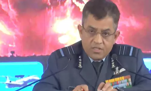 ऑपरेशन सिन्दूर के दौरान राफेल हीरो था: वायुसेना उपप्रमुख एयर मार्शल Nagesh Kapoor ऑपरेशन सिन्दूर के दौरान राफेल हीरो था: वायुसेना उपप्रमुख एयर मार्शल Nagesh Kapoor