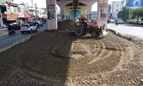 Zirakpur फ्लाईओवर के नीचे दो नए पॉइंट से यू-टर्न लें Zirakpur फ्लाईओवर के नीचे दो नए पॉइंट से यू-टर्न लें