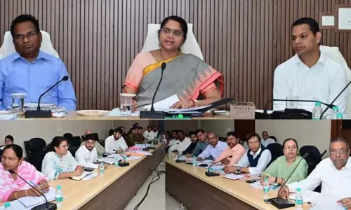 नवा रायपुर में आबकारी विभाग की समीक्षा बैठक, राजस्व लक्ष्य पर जोर