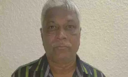 Karnataka में सरकारी कर्मचारी ने राज्य मंत्री के ऑफिस से सोने की नकदी चुराई Karnataka में सरकारी कर्मचारी ने राज्य मंत्री के ऑफिस से सोने की नकदी चुराई