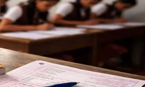 तमिल पेपर से छूट की अफवाहों को तमिलनाडु सरकार ने किया खारिज तमिल पेपर से छूट की अफवाहों को तमिलनाडु सरकार ने किया खारिज