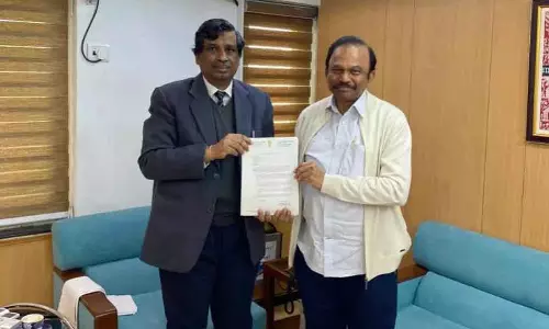 Magunta Srinivasulu ने MoRTH से इंफ्रास्ट्रक्चर मुद्दे उठाए Magunta Srinivasulu ने MoRTH से इंफ्रास्ट्रक्चर मुद्दे उठाए