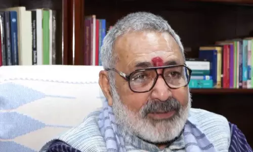 केंद्रीय मंत्री गिरिराज सिंह ने Lok Sabha में राहुल गांधी की टिप्पणी पर उनकी आलोचना की