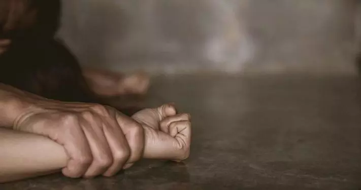 Odisha: गजपति में सात साल की तिब्बती मूल की लड़की से रेप; नाबालिग लड़का पकड़ा गया Odisha: गजपति में सात साल की तिब्बती मूल की लड़की से रेप; नाबालिग लड़का पकड़ा गया