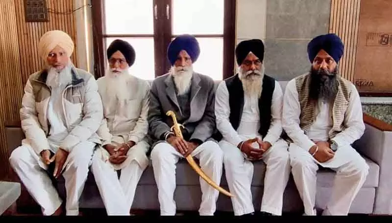 Haryana गुरुद्वारा सिख पैनल की बैठक कोरम विवाद के कारण स्थगित Haryana गुरुद्वारा सिख पैनल की बैठक कोरम विवाद के कारण स्थगित