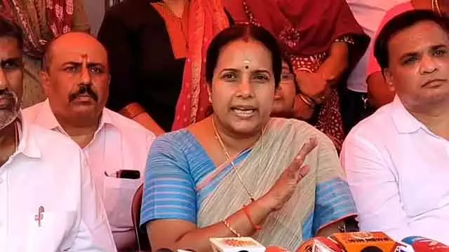 तमिलनाडु राजनीतिक बदलाव की तैयारी कर रहा है: Vanathi Srinivasan तमिलनाडु राजनीतिक बदलाव की तैयारी कर रहा है: Vanathi Srinivasan