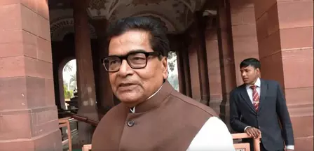गरीबों को बेघर कर दिया, अब बजट किसके लिए?, यूपी बजट पर रामगोपाल यादव का तंज गरीबों को बेघर कर दिया, अब बजट किसके लिए?, यूपी बजट पर रामगोपाल यादव का तंज
