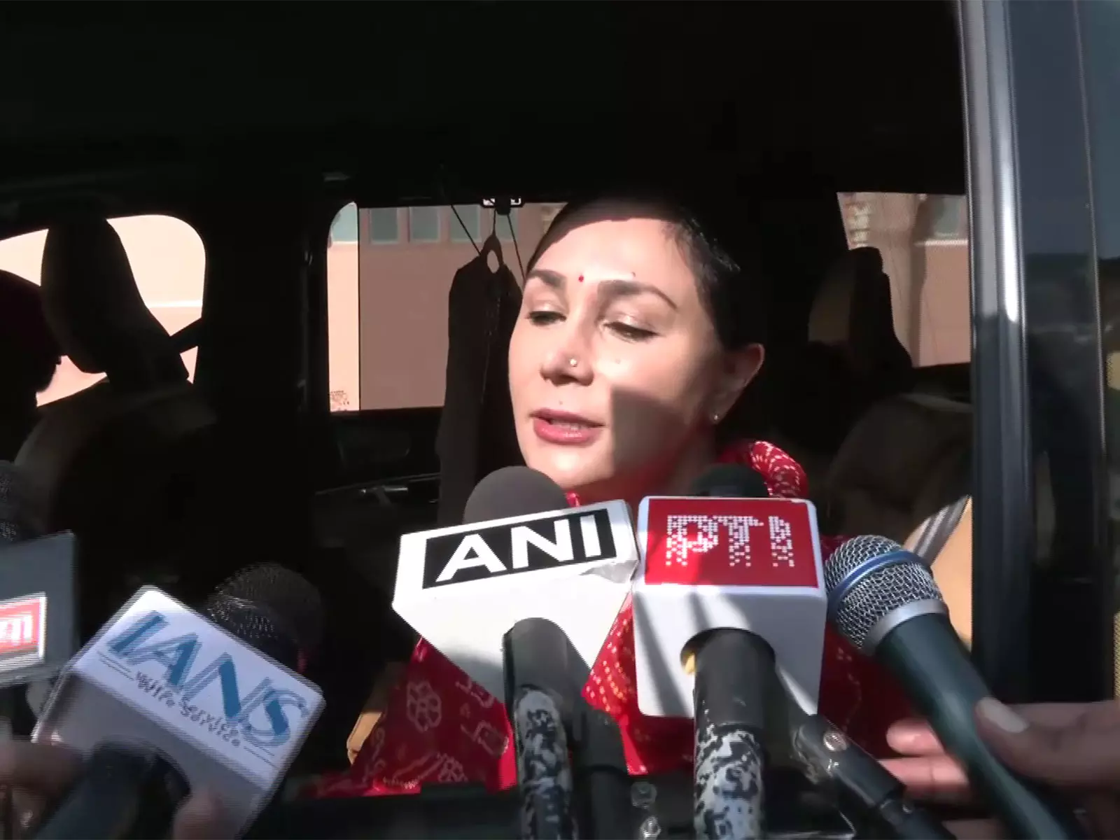 राज्य का बजट पेश करने से पहले उपमुख्यमंत्री दीया कुमारी ने कहा, विक्षित Rajasthan के लिए बजट राज्य का बजट पेश करने से पहले उपमुख्यमंत्री दीया कुमारी ने कहा, विक्षित Rajasthan के लिए बजट