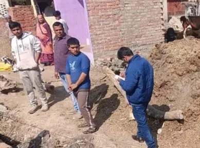 Auraiya: मासूम की मौत के बाद प्रशासन हरकत में Auraiya: मासूम की मौत के बाद प्रशासन हरकत में
