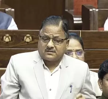 राज्यसभा में भाजपा सांसद ने दिया सुझाव, विदेश जाने वालों से एफिडेविट लें, मां-बाप की मौत पर भी नहीं आए कई युवा राज्यसभा में भाजपा सांसद ने दिया सुझाव, विदेश जाने वालों से एफिडेविट लें, मां-बाप की मौत पर भी नहीं आए कई युवा