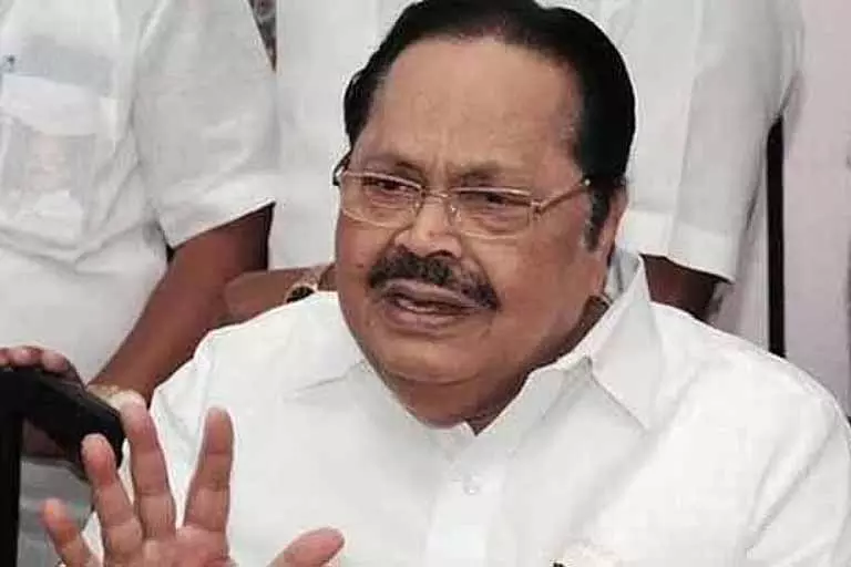 DMK महासचिव दुरईमुरुगन की गुरुवार को हिप फ्रैक्चर की सर्जरी होगी DMK महासचिव दुरईमुरुगन की गुरुवार को हिप फ्रैक्चर की सर्जरी होगी