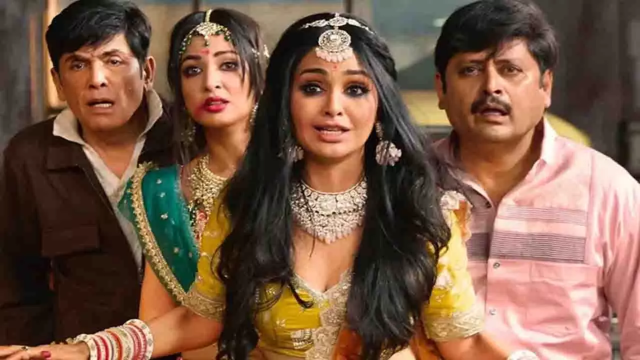 Bhabhi Ji Ghar Par Hain बॉक्स ऑफिस कलेक्शन: छोटे पर्दे पर बड़ी, बड़े पर्दे पर छोटी Bhabhi Ji Ghar Par Hain बॉक्स ऑफिस कलेक्शन: छोटे पर्दे पर बड़ी, बड़े पर्दे पर छोटी
