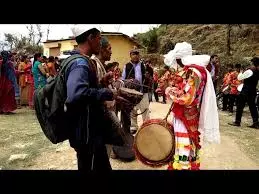 Haldwani: ढोल-नगाड़ों की ताल पर भक्तों की उमंग Haldwani: ढोल-नगाड़ों की ताल पर भक्तों की उमंग