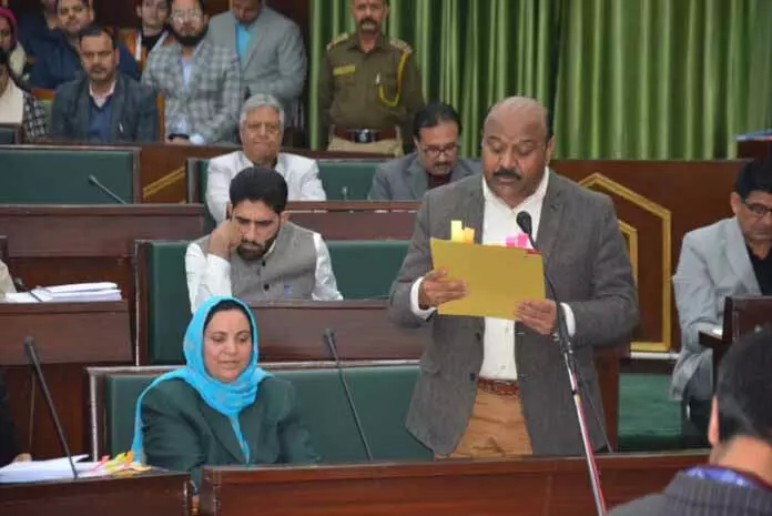 बागरा बाढ़ पीड़ितों को 5 मरला ज़मीन देने पर विचार कर रही है सरकार: Deputy CM बागरा बाढ़ पीड़ितों को 5 मरला ज़मीन देने पर विचार कर रही है सरकार: Deputy CM