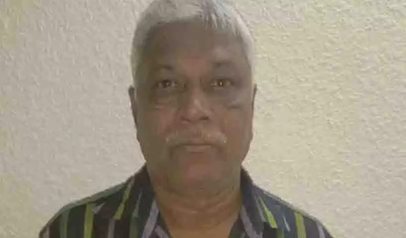 Karnataka में सरकारी कर्मचारी ने राज्य मंत्री के ऑफिस से सोने की नकदी चुराई Karnataka में सरकारी कर्मचारी ने राज्य मंत्री के ऑफिस से सोने की नकदी चुराई