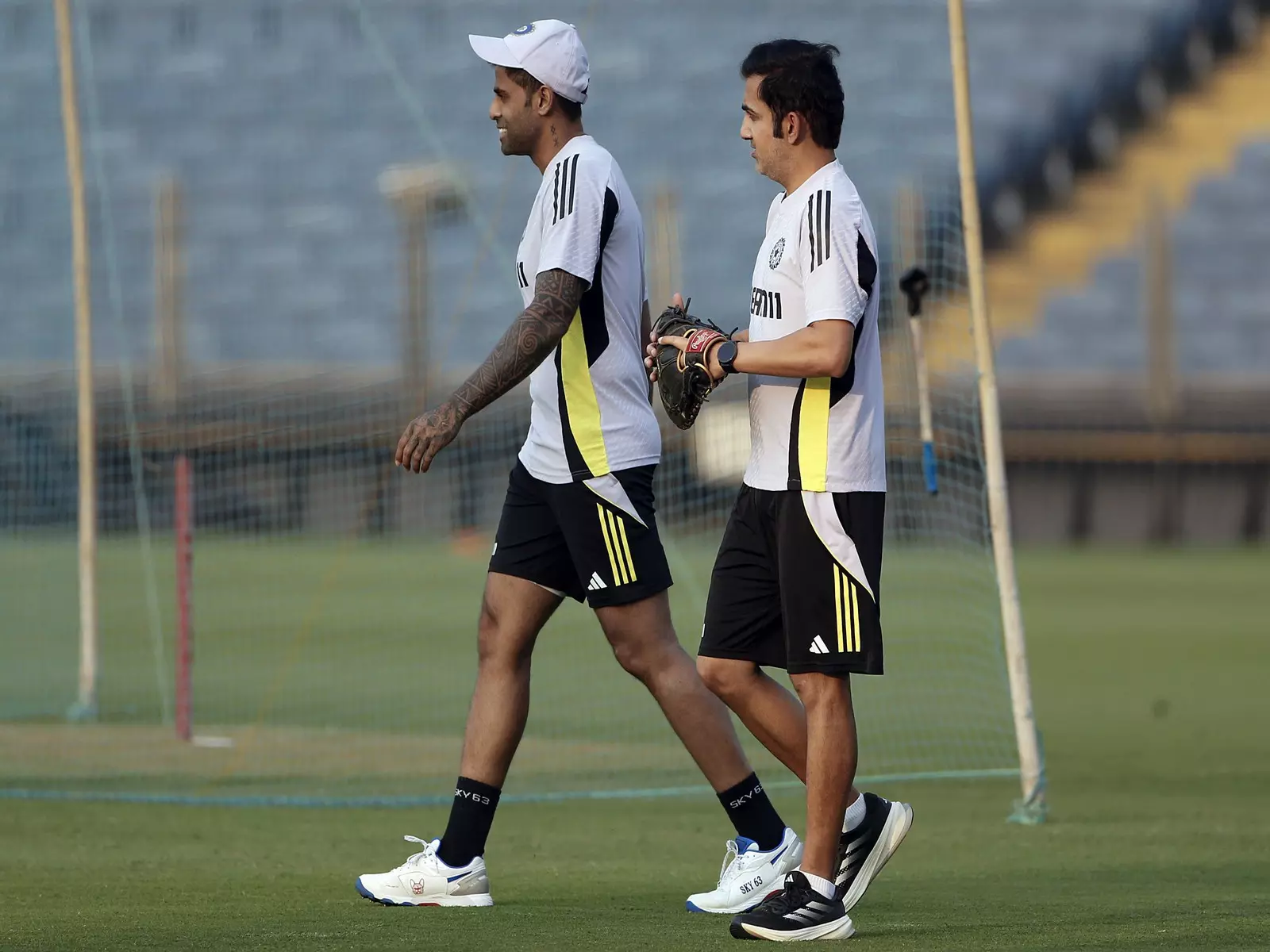 सूर्य, एक असाधारण नेता, ने मेरी जिंदगी आसान बना दी: Coach Gambhir सूर्य, एक असाधारण नेता, ने मेरी जिंदगी आसान बना दी: Coach Gambhir