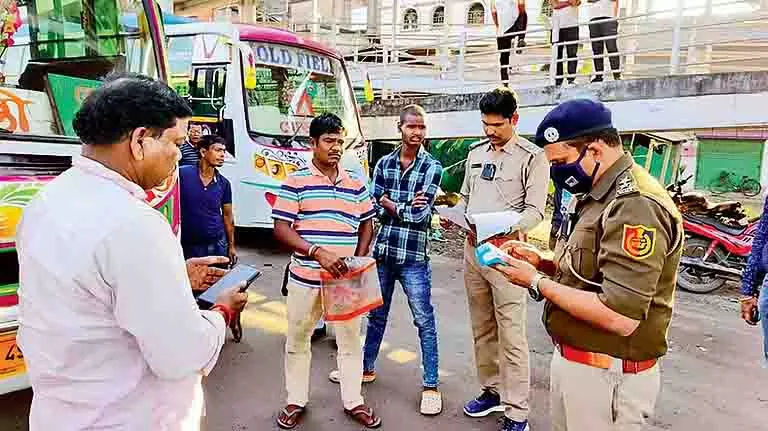 पारदर्शिता के लिए बॉडी कैमरों से Traffic checking की निगरानी पारदर्शिता के लिए बॉडी कैमरों से Traffic checking की निगरानी
