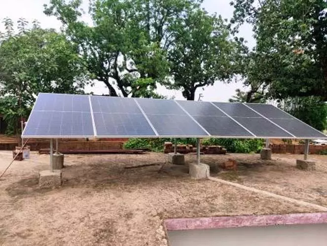 पीएम सूर्य घर योजना से बदली तस्वीर, सिलफिली के मनोज विश्वास बने प्रेरणा पीएम सूर्य घर योजना से बदली तस्वीर, सिलफिली के मनोज विश्वास बने प्रेरणा