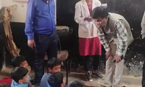 स्कूल में पत्ता गोभी सब्जी खाने से 24 बच्चे बीमार, स्वास्थ्य केंद्र में भर्ती कराया गया