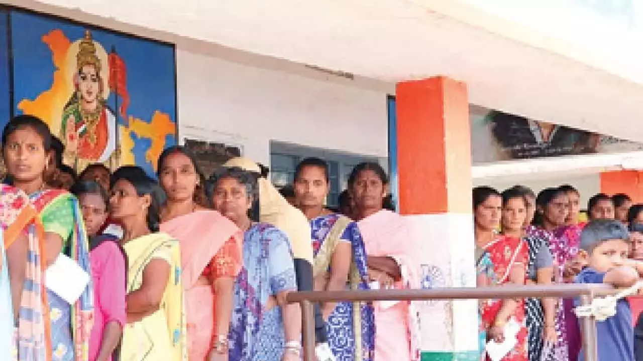 Telangana: गडवाल जिले में मतदान शांतिपूर्ण तरीके से संपन्न हुआ Telangana: गडवाल जिले में मतदान शांतिपूर्ण तरीके से संपन्न हुआ