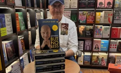 Anupam Kher: कभी नहीं सोचा था कि मैं एक दिन लेखक बनूंगा