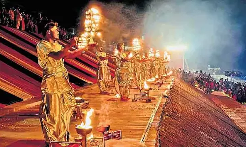 Hampi फेस्टिवल में कल से पहला ड्रोन डिस्प्ले होगा Hampi फेस्टिवल में कल से पहला ड्रोन डिस्प्ले होगा
