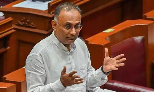 वीर सावरकर को भारत का सबसे बड़ा भारत रत्न पुरस्कार क्यों मिला: Dinesh Gundu Rao ने सवाल किया