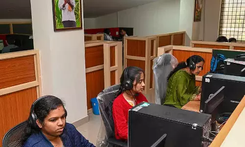 किसानों के कॉल सेंटर में शिकायतों की बाढ़ आ गई है; AI टेक्नोलॉजी इस्तेमाल करने पर विचार हो रहा है किसानों के कॉल सेंटर में शिकायतों की बाढ़ आ गई है; AI टेक्नोलॉजी इस्तेमाल करने पर विचार हो रहा है