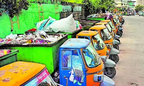 Garbage contract : शहरी विकास विभाग को 63 आपत्तियां सौंपी गई Garbage contract : शहरी विकास विभाग को 63 आपत्तियां सौंपी गई