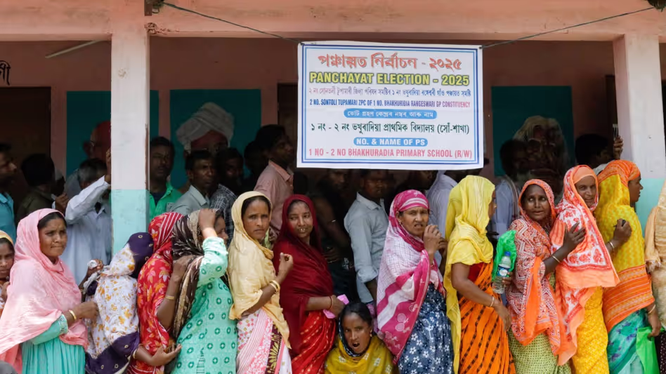 Assam में वोटिंग ट्रेंड अलग-अलग मुस्लिम-बहुल जिलों में बढ़त, आदिवासी इलाकों में गिरावट Assam में वोटिंग ट्रेंड अलग-अलग मुस्लिम-बहुल जिलों में बढ़त, आदिवासी इलाकों में गिरावट