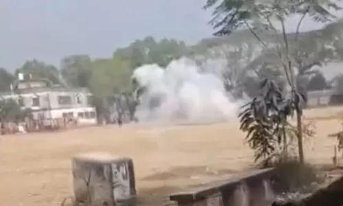बांग्लादेश चुनाव की वोटिंग के दौरान दो पोलिंग सेंटरों पर धमाका, एक बच्चा समेत तीन घायल
