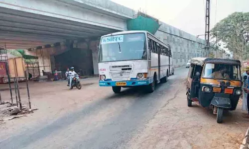 कुम्बाला रेलवे स्टेशन KSRTC बस स्टॉप; फ़ैसला लागू नहीं हुआ