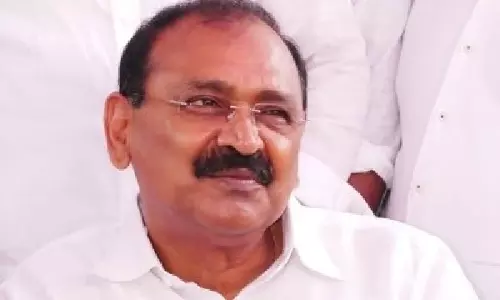 Tirupati लड्डू घी पर सियासत तेज, YSRCP ने नायडू पर दोहरी बात का आरोप लगाया
