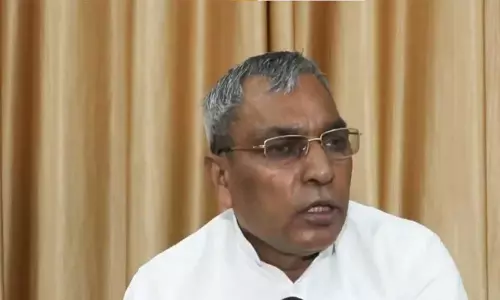 उत्तर प्रदेश का बजट 2026 25 करोड़ लोगों के विकास और खुशहाली पर केंद्रित है: OP Rajbhar उत्तर प्रदेश का बजट 2026 25 करोड़ लोगों के विकास और खुशहाली पर केंद्रित है: OP Rajbhar