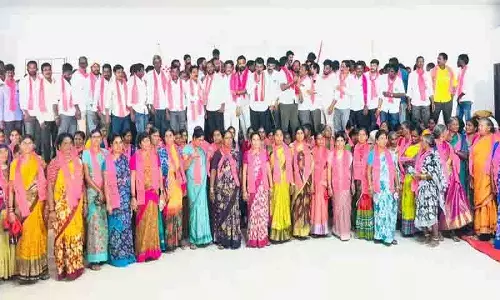 पा पल्ली मंडल के 200 परिवार BRS में शामिल हुए पा पल्ली मंडल के 200 परिवार BRS में शामिल हुए