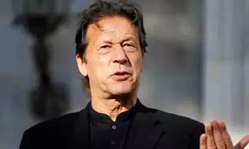 Pakistan की अदालत ने आंखों की रोशनी जाने के बाद इमरान खान के मेडिकल जांच का आदेश