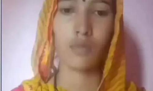 ‘इच्छाधारी नागिन’ अफवाह पर विराम, युवती ने वीडियो जारी कर बताई सच्चाई ‘इच्छाधारी नागिन’ अफवाह पर विराम, युवती ने वीडियो जारी कर बताई सच्चाई