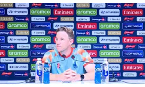Logan Van Beek ने टेस्ट क्रिकेट पर कम ध्यान और घरेलू लाल गेंद खेल पर प्रतिक्रिया दी