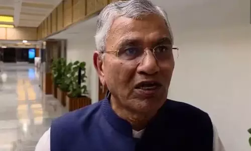 लोकतंत्र या संघीय ढांचे का कोई उल्लंघन नहीं हुआ है: ONOE JPC अध्यक्ष पीपी चौधरी लोकतंत्र या संघीय ढांचे का कोई उल्लंघन नहीं हुआ है: ONOE JPC अध्यक्ष पीपी चौधरी
