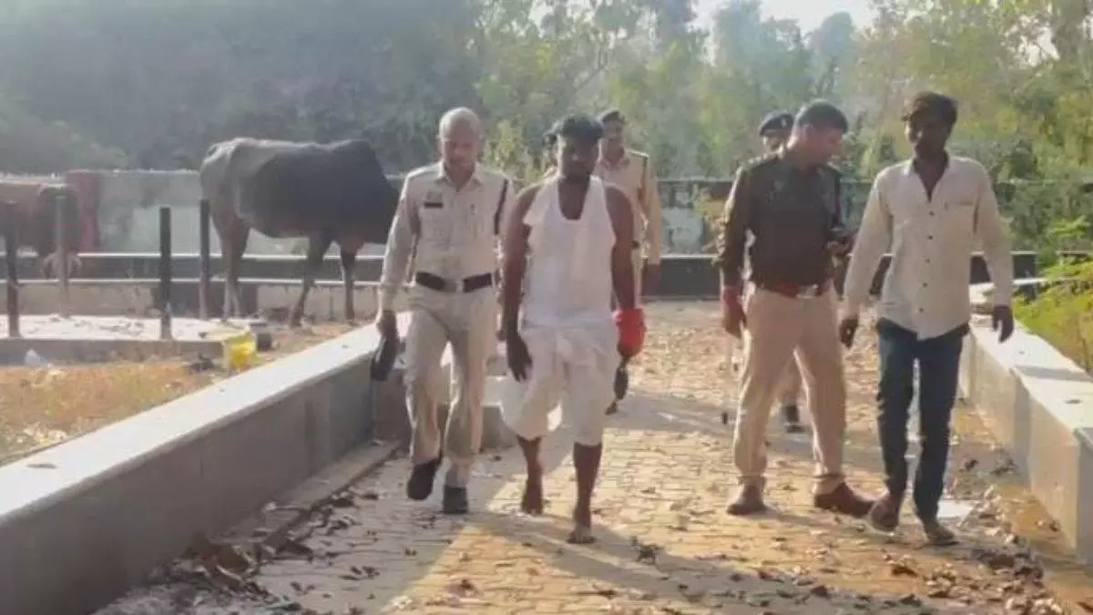 बेटे की गिरफ्तारी से सदमे में मां की मौत बेटे की गिरफ्तारी से सदमे में मां की मौत