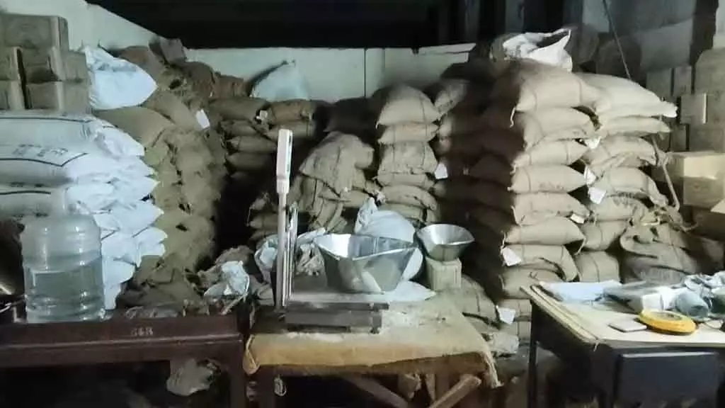 Tamil Nadu : उचित मूल्य की दुकानों पर आयरन-फोर्टिफाइड नमक की बिक्री Tamil Nadu : उचित मूल्य की दुकानों पर आयरन-फोर्टिफाइड नमक की बिक्री
