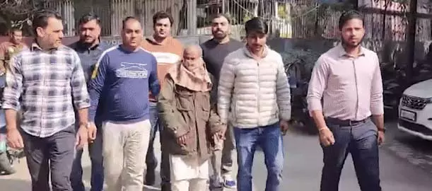 OMG! तांत्रिक पुलिस के हत्थे चढ़ा, आखिरकार तीन लाशों की गुत्थी सुलझी, VIDEO OMG! तांत्रिक पुलिस के हत्थे चढ़ा, आखिरकार तीन लाशों की गुत्थी सुलझी, VIDEO