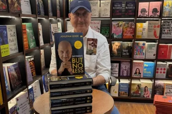 Anupam Kher: कभी नहीं सोचा था कि मैं एक दिन लेखक बनूंगा Anupam Kher: कभी नहीं सोचा था कि मैं एक दिन लेखक बनूंगा