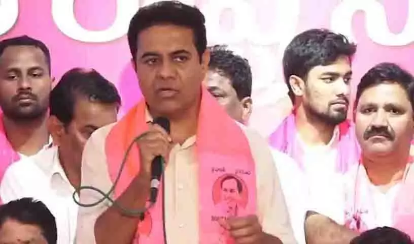 भले ही MLA चले गए हों.. पार्टी की रीढ़ कार्यकर्ता हैं: KTR भले ही MLA चले गए हों.. पार्टी की रीढ़ कार्यकर्ता हैं: KTR