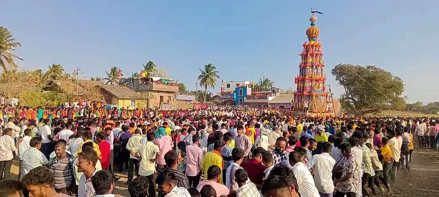 Haliyal : मुरकावाड़ा में ग्राम देवी का भव्य रथ उत्सव Haliyal : मुरकावाड़ा में ग्राम देवी का भव्य रथ उत्सव